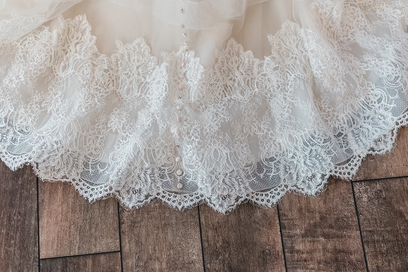 What to Expect at Your Wedding Gown Appointment