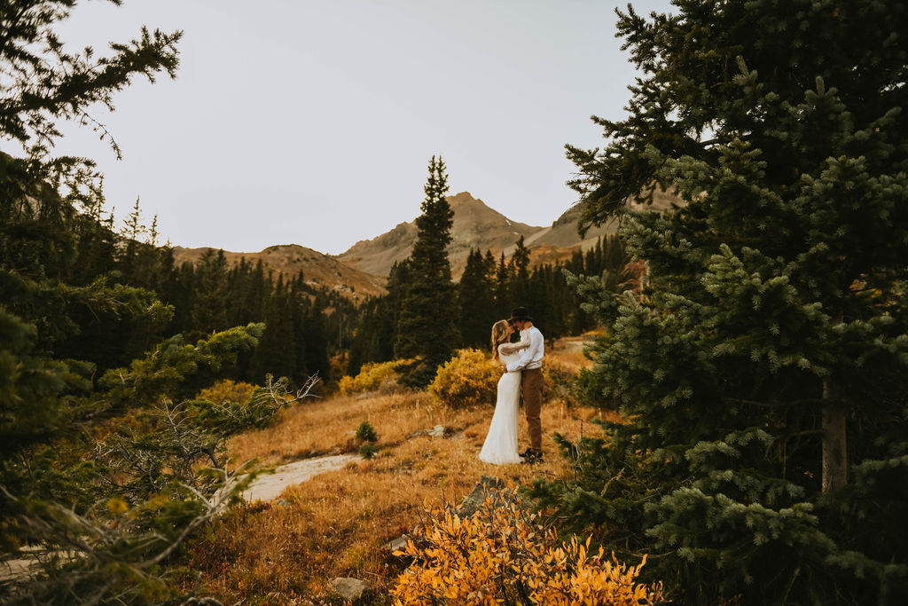 Adventure Elopement in Ouray | Aubrey Beth Photography