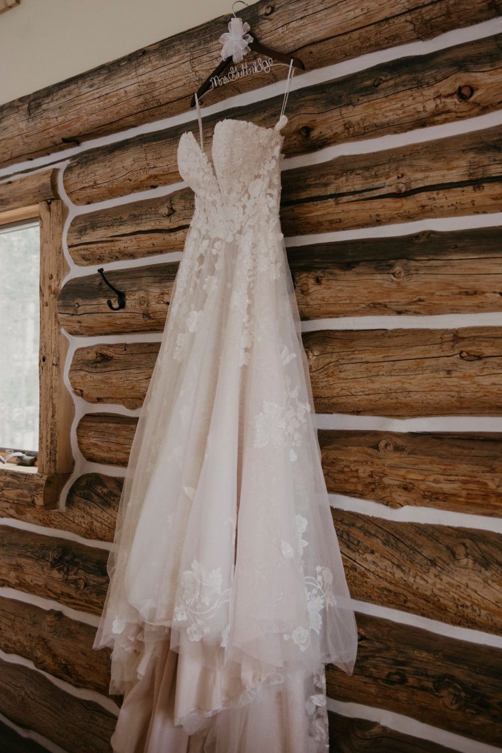 bri's bridal boutique